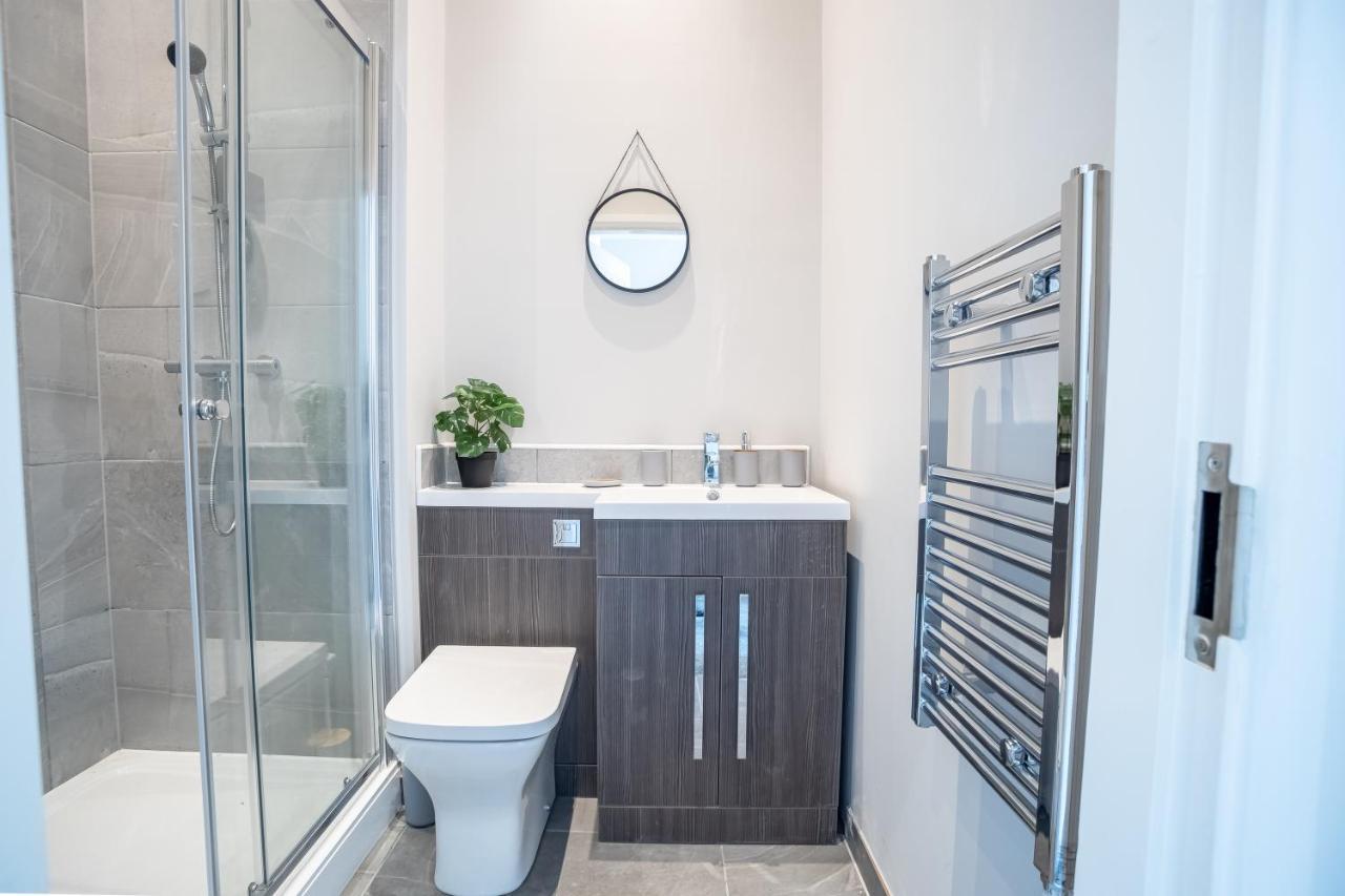 Elegant 1 Bedroom Apartments View & Parking By Opulent Sunderland (Tyne and Wear) Zewnętrze zdjęcie